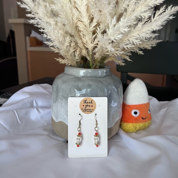 🧡💀Handmade Earrings💀🧡 - Picture 10 of 10